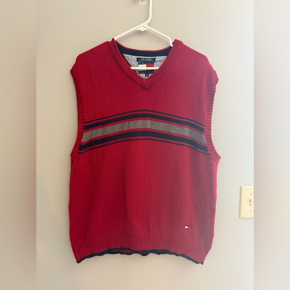 Tommy Hilfiger Knit Sweater Vest Mens SZ XL Red Navy Striped Logo Layering - Picture 1 of 8